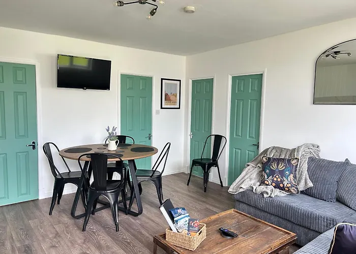 Sheep View Chalet - K95